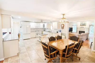 10 Patriot Ln, Whitman, MA 02382 - Photo 7