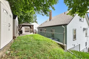 100 Leyden St, Boston, MA 02128 - Photo 37