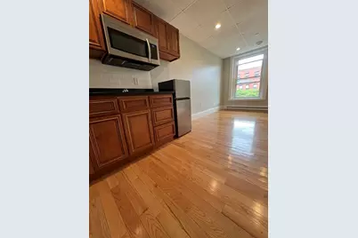 302 Newbury #10, Boston, MA 02115 - Photo 1
