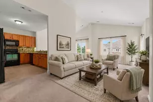 631 East St, Mansfield, MA 02048 - Photo 5
