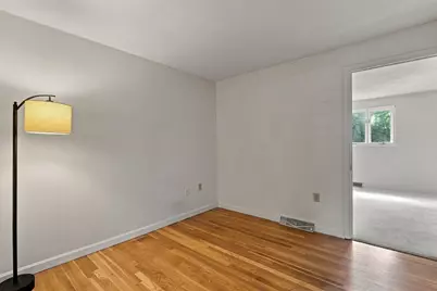 19 Champlain Dr, Hudson, MA 01749 - Photo 17