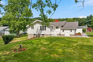19 Champlain Dr, Hudson, MA 01749 - Photo 25
