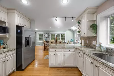 10 Lawton Lane, Barnstable, MA 02668 - Photo 5