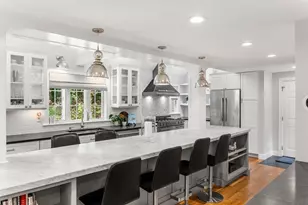 26 Summit Pl, Newburyport, MA 01950 - Photo 9