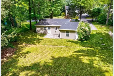 18 Woodland Dr, Lunenburg, MA 01462 - Photo 21