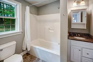 18 Woodland Dr, Lunenburg, MA 01462 - Photo 15