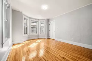 13 Knowlton St, Beverly, MA 01915 - Photo 11