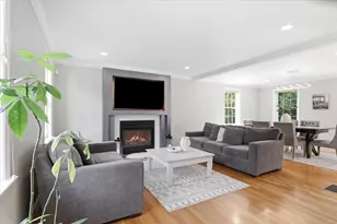 183 Arthur St, Framingham, MA 01702 - Photo 7