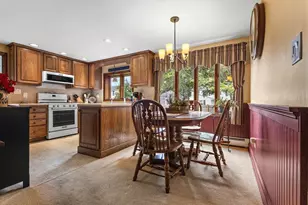 76 Forest St, Lowell, MA 01851 - Photo 11