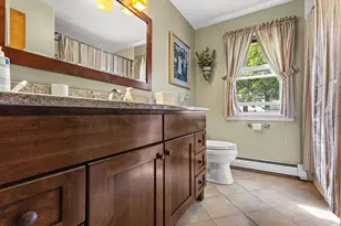 76 Forest St, Lowell, MA 01851 - Photo 5