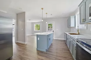 38 Wesleyan St, Shrewsbury, MA 01545 - Photo 5