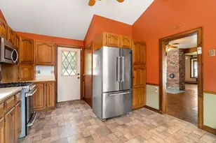 43 Brown St, Maynard, MA 01754 - Photo 15