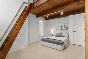 15 Sleeper St, Boston, MA 02210 - Photo 17