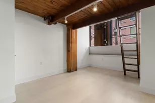 15 Sleeper St, Boston, MA 02210 - Photo 21