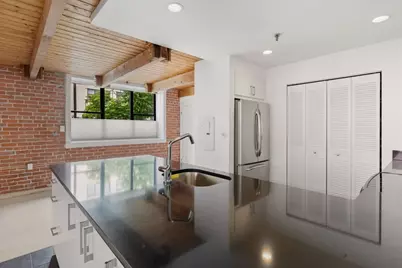 15 Sleeper Street #106, Boston, MA 02210 - Photo 11