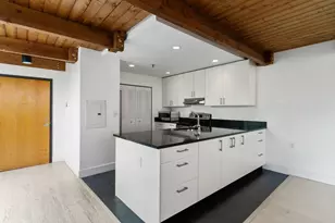 15 Sleeper St, Boston, MA 02210 - Photo 7