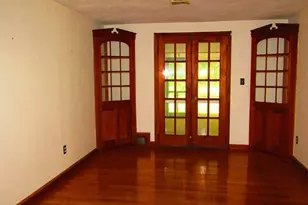 144 West St, Amherst, MA 01002 - Photo 5