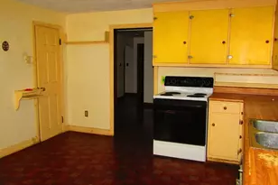144 West St, Amherst, MA 01002 - Photo 3