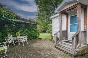 90 Columbia Dr, Amherst, MA 01002 - Photo 25
