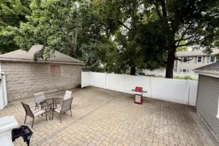 7 Flint Rd, Watertown, MA 02472 - Photo 17