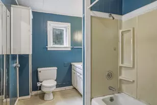 11 School St, Sunderland, MA 01375 - Photo 17