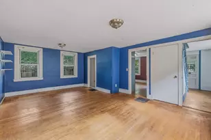 11 School St, Sunderland, MA 01375 - Photo 9