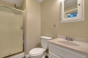 125 Drew Blvd, Orange, MA 01364 - Photo 15