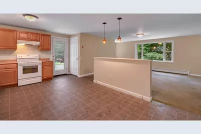 125 Drew Blvd, Orange, MA 01364 - Photo 5