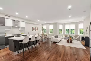 10 St George St, Boston, MA 02118 - Photo 7