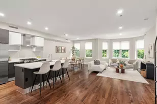 10 St George St, Boston, MA 02118 - Photo 7
