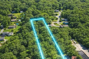 286 Taunton Ave, Seekonk, MA 02771 - Photo 1