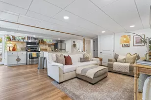 6 Winthrop Dr, Attleboro, MA 02703 - Photo 13