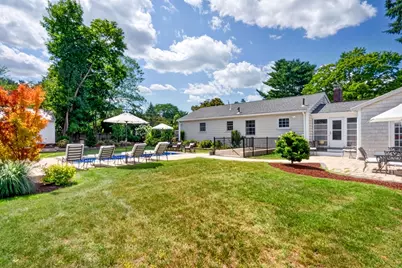 6 Winthrop Dr, Attleboro, MA 02703 - Photo 27