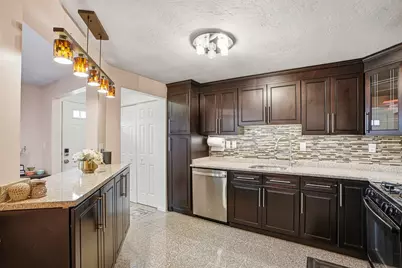 237 South St #6, Shrewsbury, MA 01545 - Photo 5