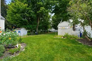 24 Vernon St, Haverhill, MA 01835 - Photo 31