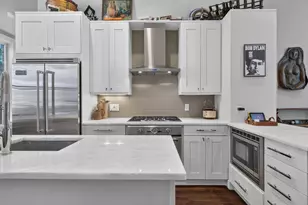 14 Hereford, Boston, MA 02115 - Photo 5