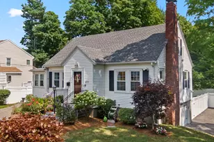 277 Vernon St, Wakefield, MA 01880 - Photo 37