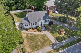 277 Vernon St, Wakefield, MA 01880 - Photo 33