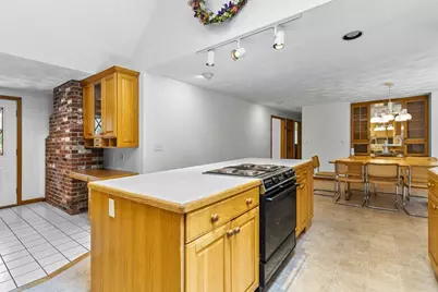 730 Lindsey St, Attleboro, MA 02703 - Photo 11