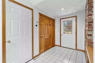 730 Lindsey St, Attleboro, MA 02703 - Photo 5
