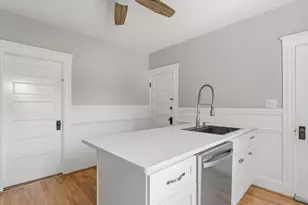 452 Quarry St, Quincy, MA 02169 - Photo 5