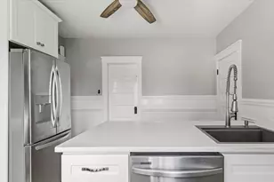452 Quarry St, Quincy, MA 02169 - Photo 7