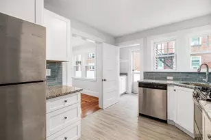 37 Richardson Ave, Wakefield, MA 01880 - Photo 3