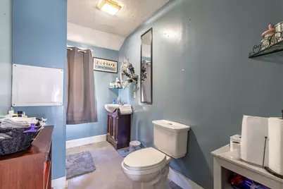 17 Rockdale St, Worcester, MA 01606 - Photo 31