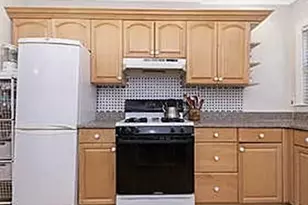 70 Wren St, Boston, MA 02132 - Photo 7