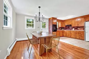 11 Appletree Ln, Bedford, MA 01730 - Photo 7