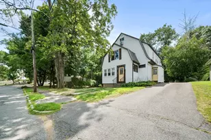15 Shirley St, Newton, MA 02465 - Photo 1