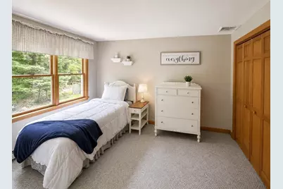 239 Presidential Dr, Abington, MA 02351 - Photo 9