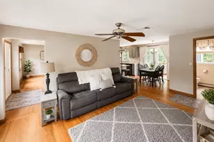 239 Presidential Dr, Abington, MA 02351 - Photo 5