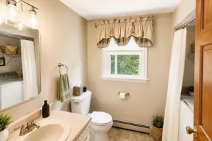 239 Presidential Dr, Abington, MA 02351 - Photo 11